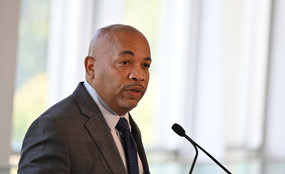 New York Assembly Speaker Carl Heastie speaking at a press conference in 2021