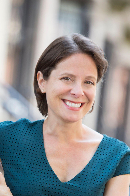 A photo of Cassi Feldman.