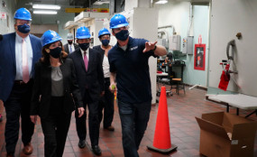 Governor Hochul in a hard hat