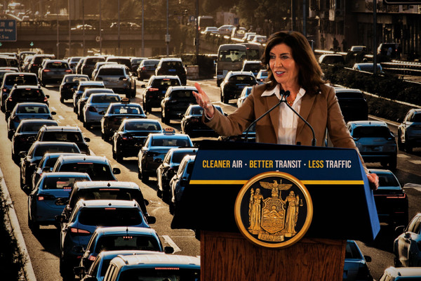 Kathy Hochul in front of traffic