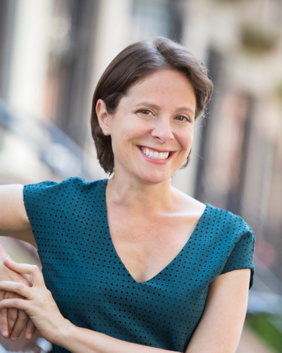 A photo of Cassi Feldman.